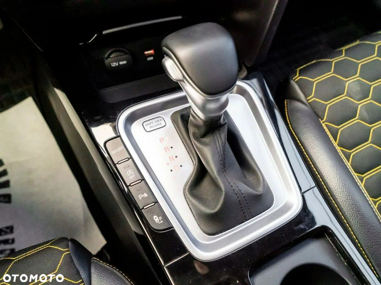 Kia XCeed 1.6 T-GDI L Business Line DCT - 17