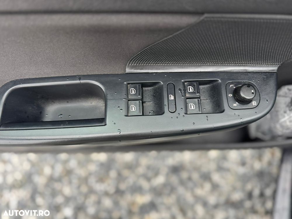 Volkswagen Golf Variant 1.6 TDI DPF Comfortline - 14