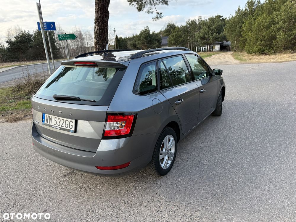 Skoda Fabia 1.0 TSI Ambition - 10