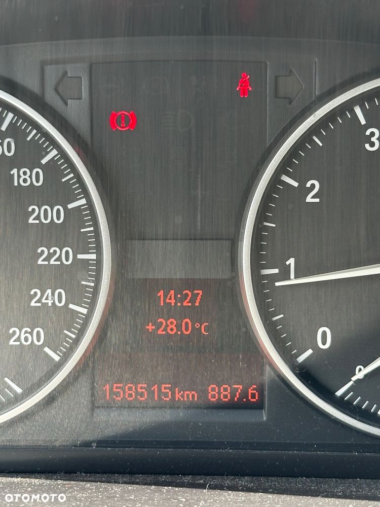 BMW Seria 3 - 16