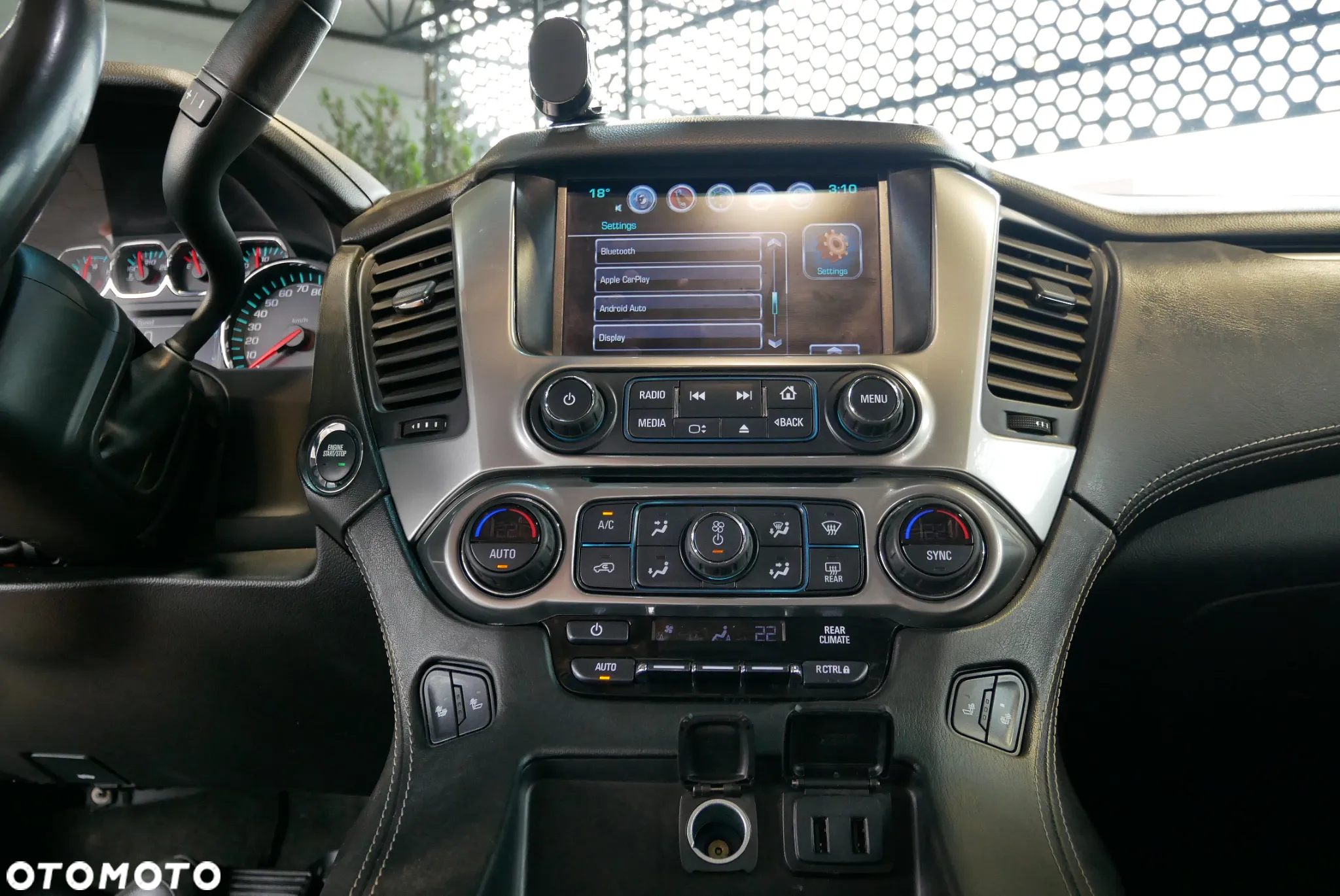 Chevrolet Tahoe - 26