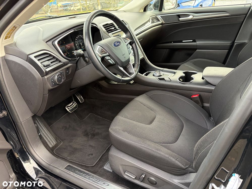 Ford Mondeo 2.0 EcoBlue Titanium - 12