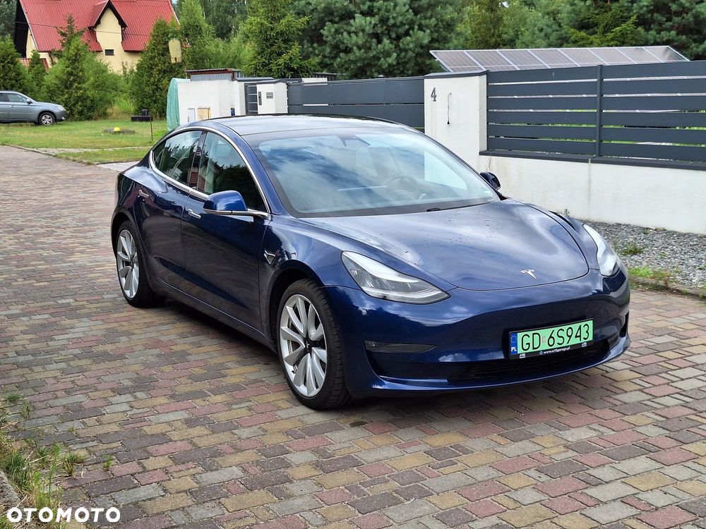 Tesla Model 3 Langstreckenbatterie Allradantrieb Dual Motor - 2