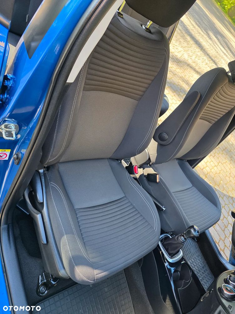 Toyota Yaris 1.33 VVT-i Executive - 19