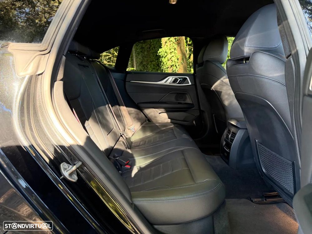 BMW i4 eDrive40 Desportiva M - 49