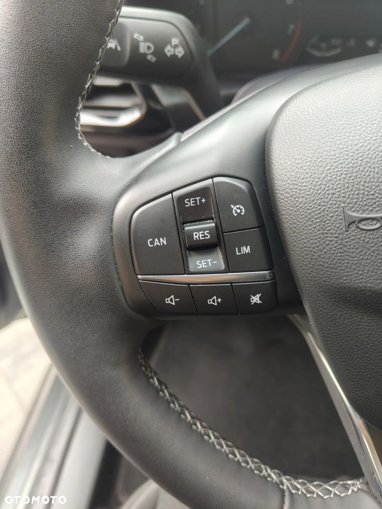 Ford Fiesta 1.0 EcoBoost S&S TITANIUM - 13