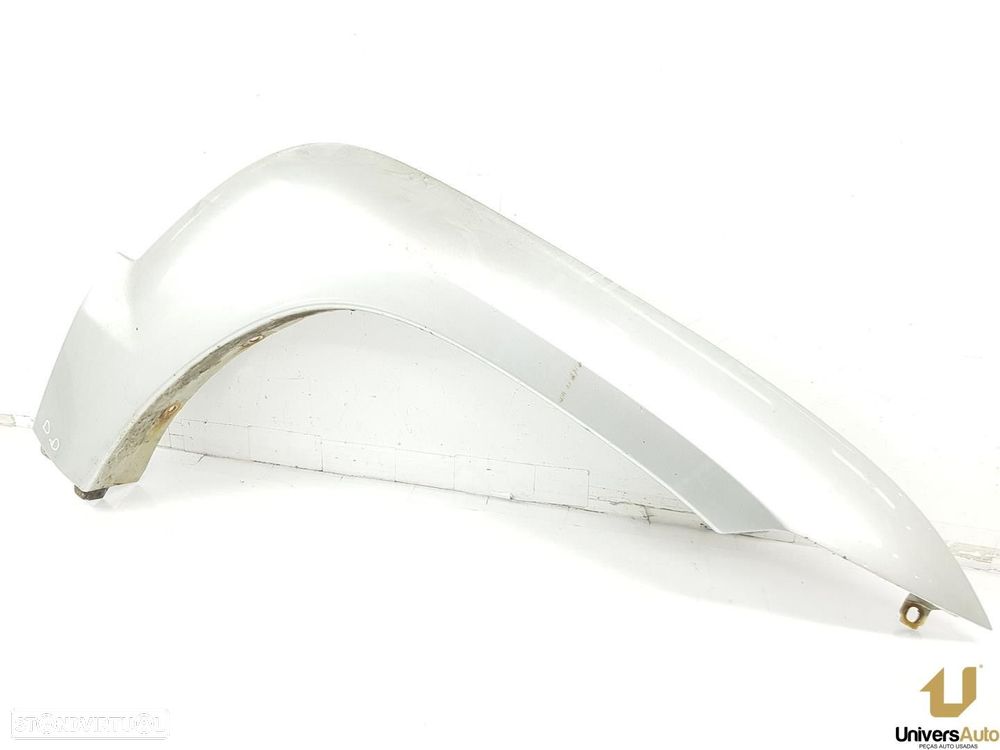 ARO FRONTAL DIREITO TOYOTA LAND CRUISER PRADO 2007 -7561160111B0 - 2