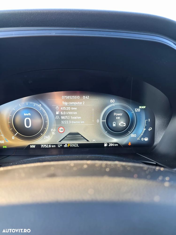 Ford Kuga 2.5 Duratec FHEV FWD ST Line - 23