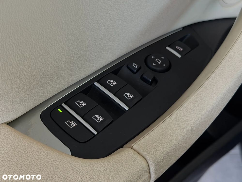 BMW X3 xDrive30e - 13