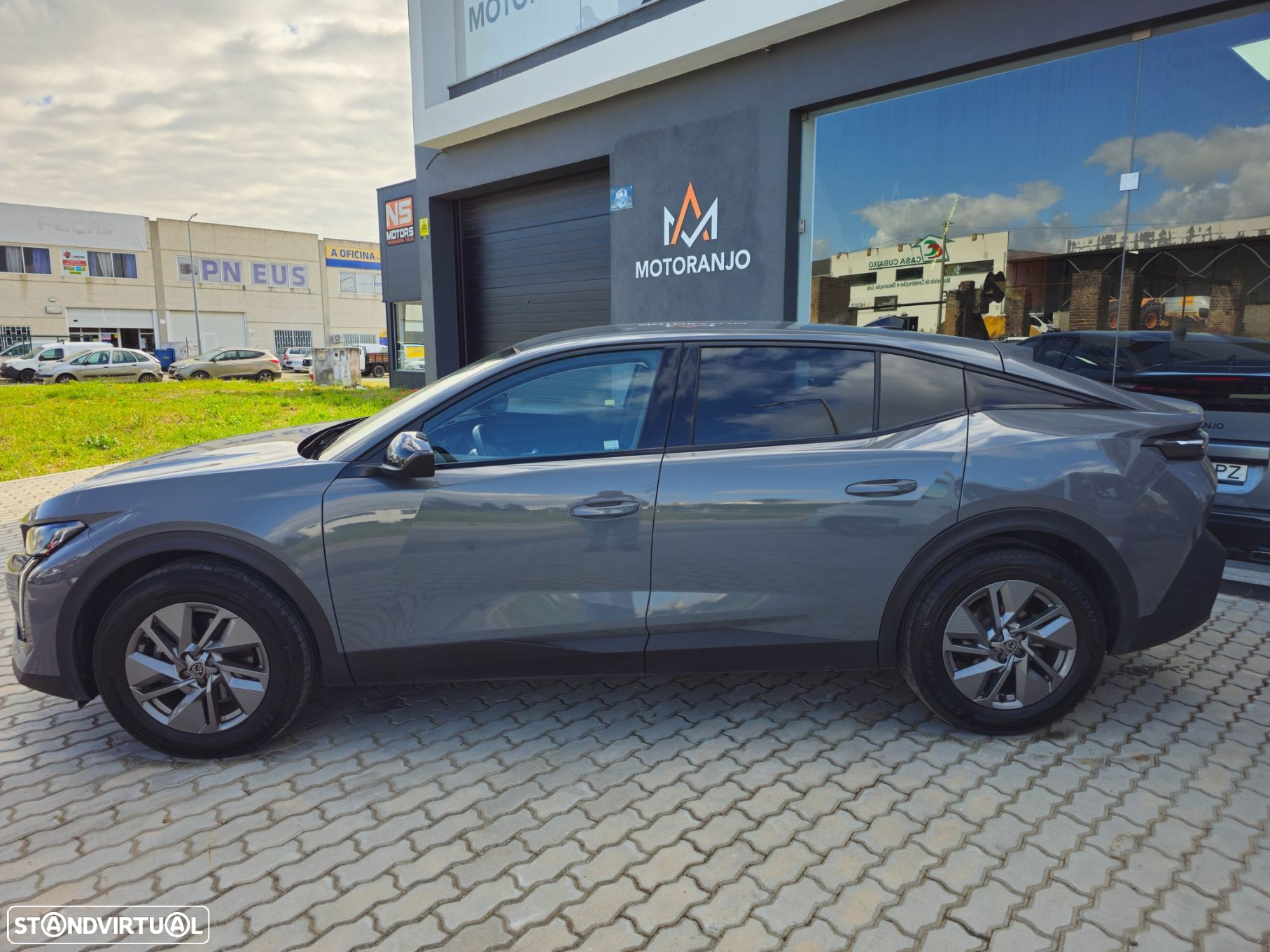 Peugeot 408 1.2 PureTech Allure EAT8 - 6