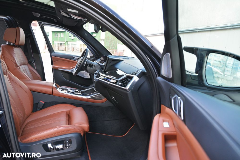 BMW X7 M60i xDrive AT MHEV - 12