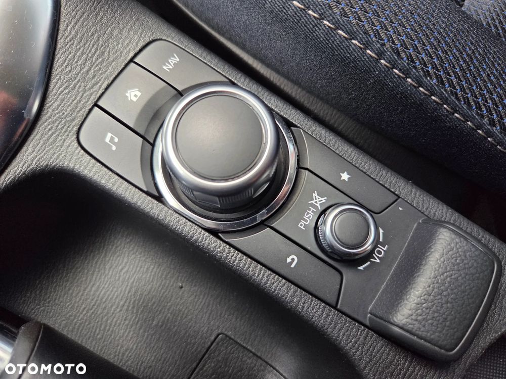 Mazda 2 SKYACTIV-G 90 Homura - 26