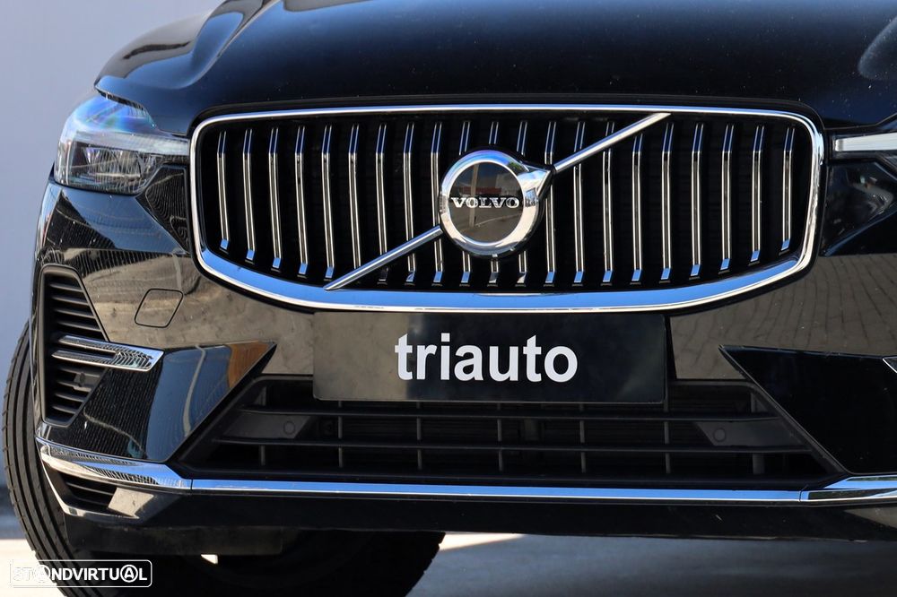 Volvo XC 60 2.0 T6 PHEV Essential AWD - 31