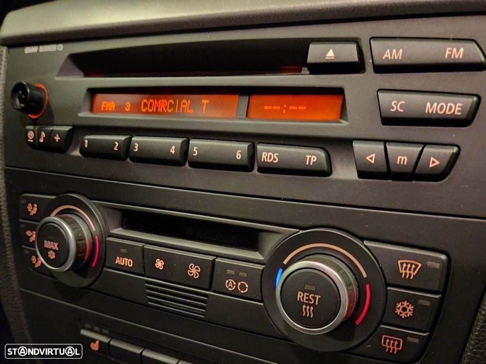 BMW 118 d xDrive - 14