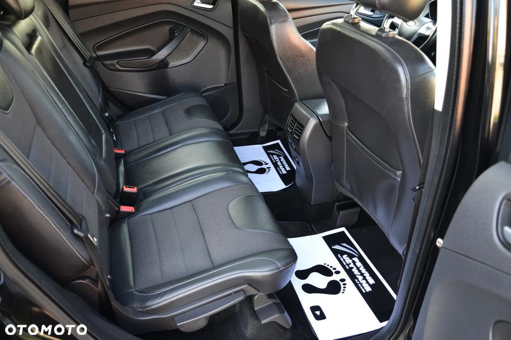 Ford Kuga 2.0 TDCi FWD Titanium - 28