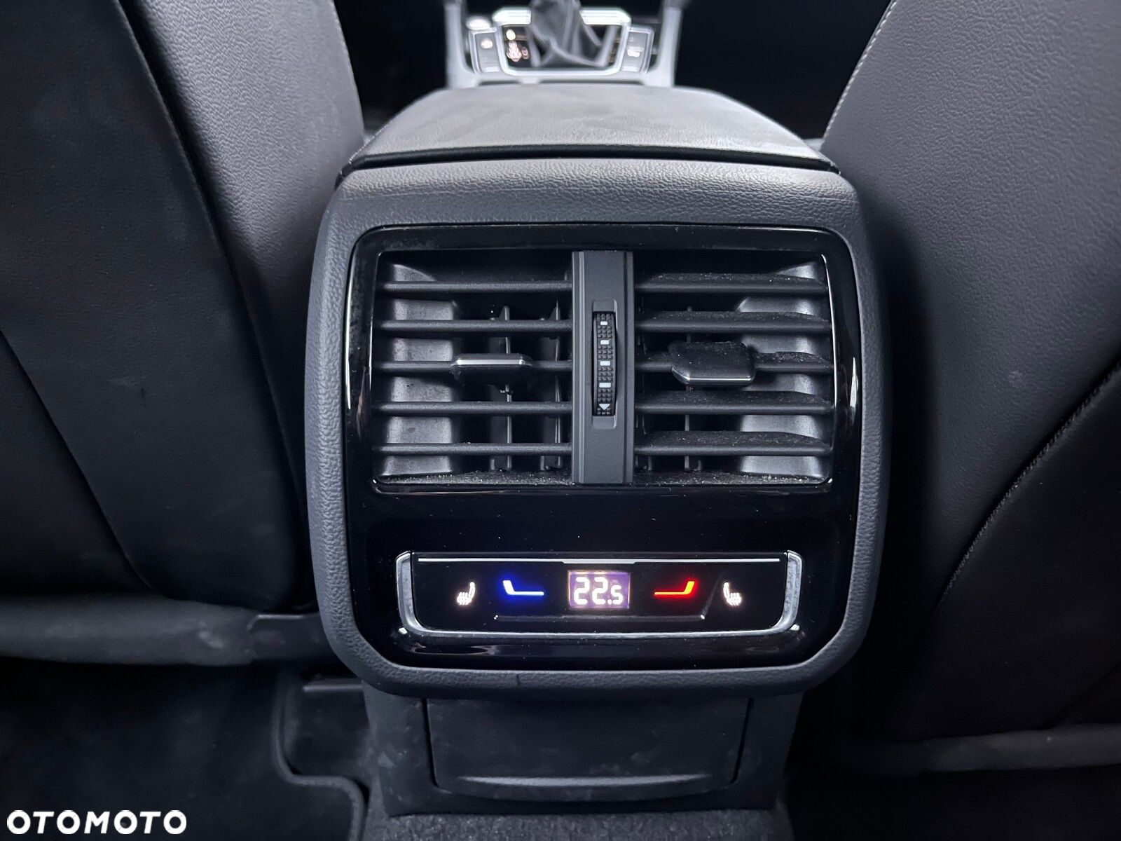 Volkswagen Arteon 2.0 TDI Elegance DSG - 26