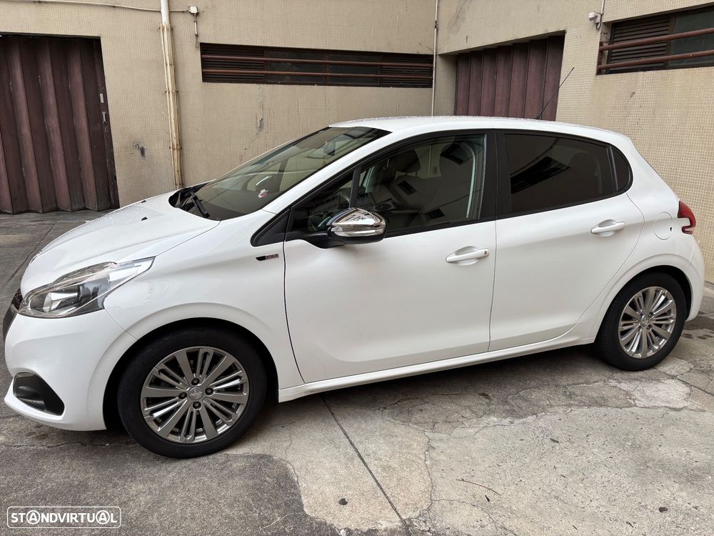Peugeot 208 1.2 PureTech Style - 3