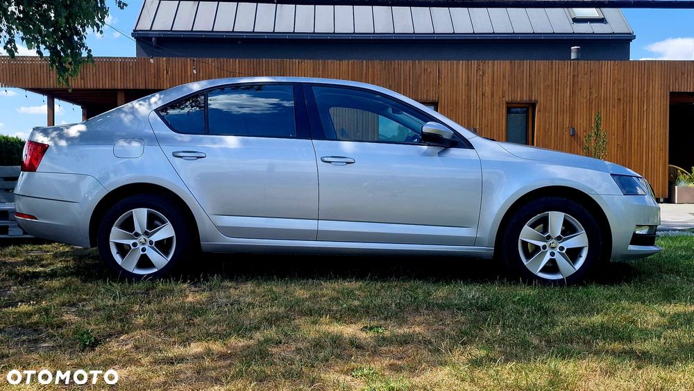 Skoda Octavia 1.5 TSI GPF ACT Style DSG - 5