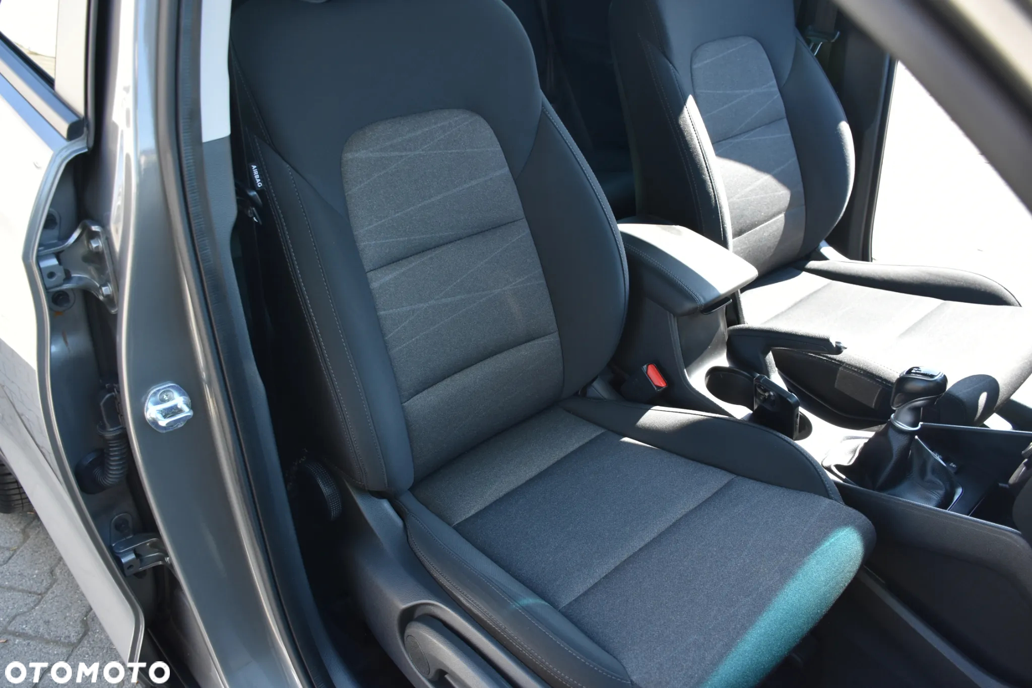 Hyundai Tucson 1.6 T-GDi Comfort 2WD - 22