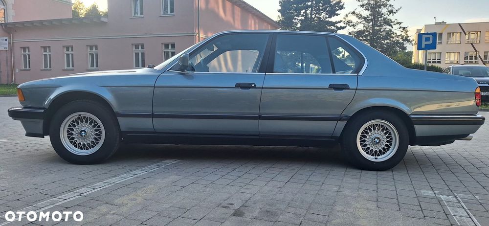 BMW Seria 7 - 4