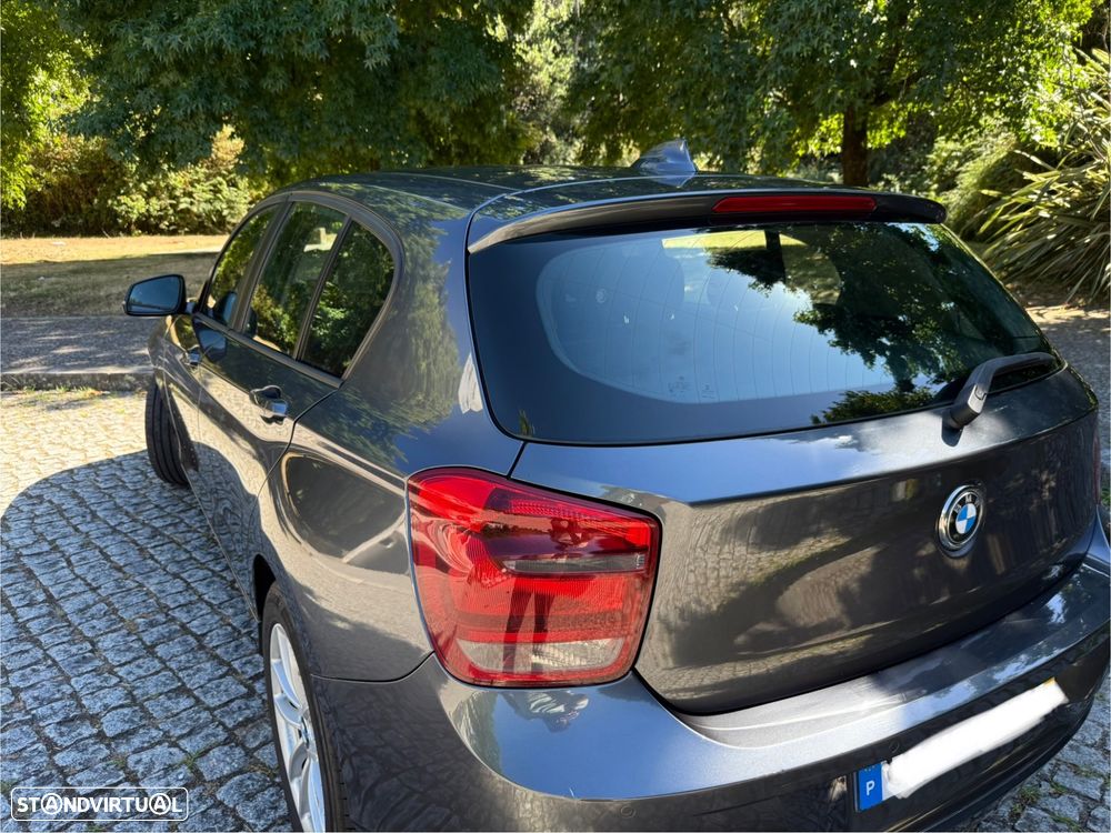 BMW 116 d EfficientDynamics — fotografia 13