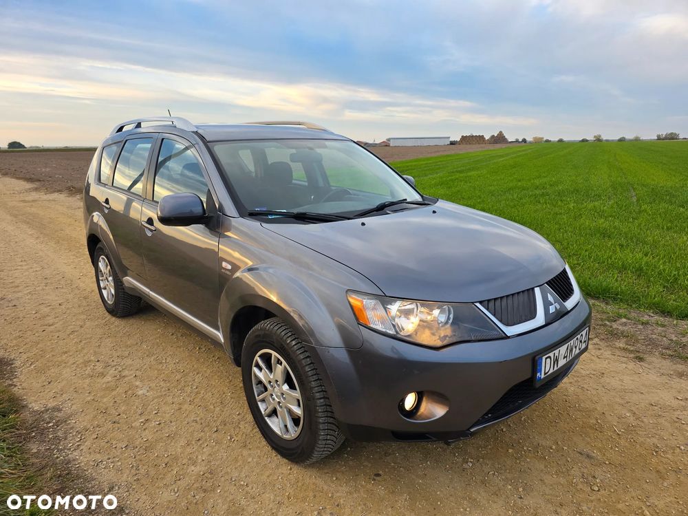 Mitsubishi Outlander - 7