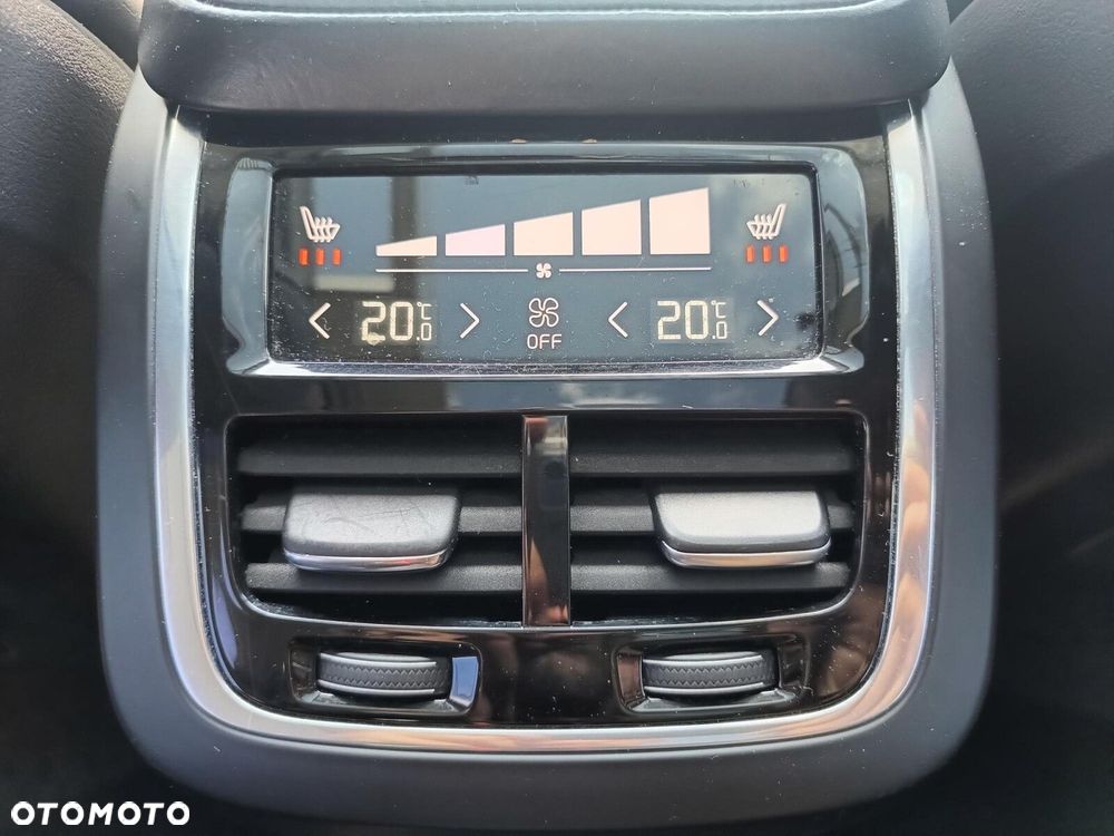 Volvo XC 90 T8 AWD Plug-In Hybrid Inscription 7os - 18