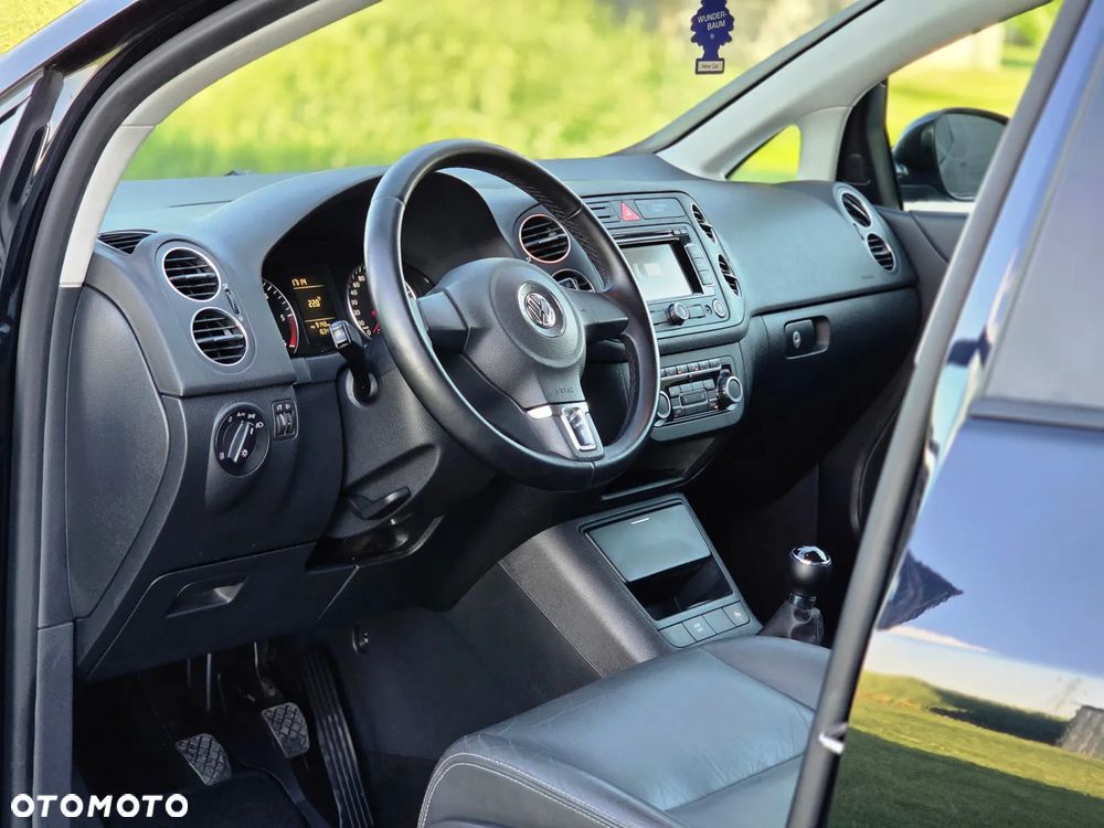 Volkswagen Golf Plus - 15