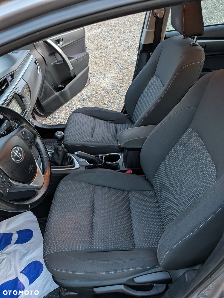 Toyota Corolla 1.6 Prestige EU6 - 35