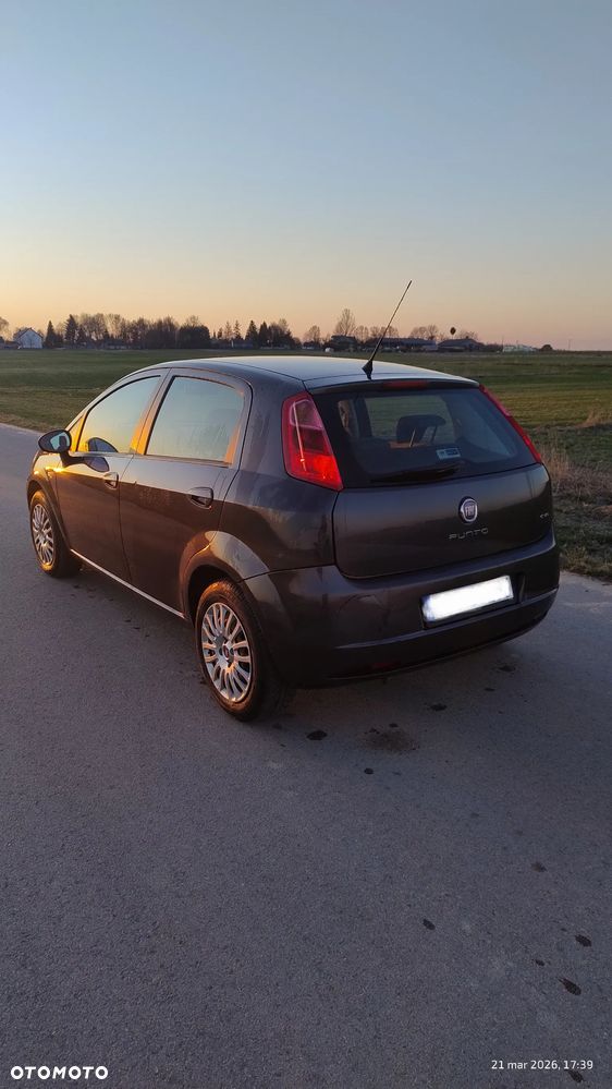 Fiat Grande Punto - 4