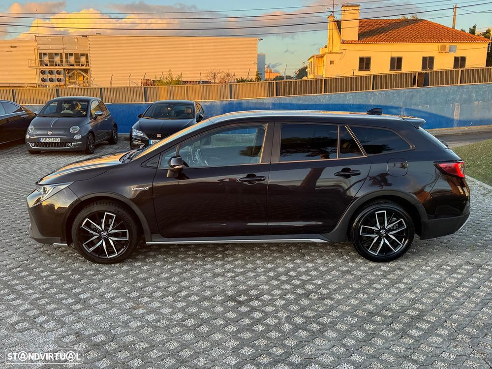 Toyota Corolla Touring Sports 1.8 Hybrid Trek - 3