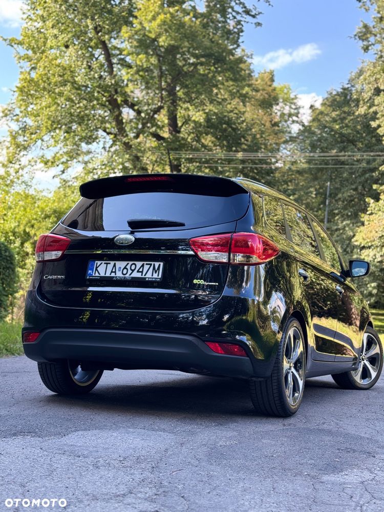 Kia Carens 1.7 CRDi L 7os - 5