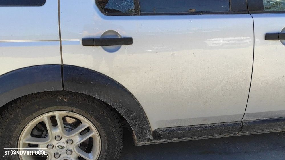 PORTA TRASEIRA DIREITA LAND ROVER DISCOVERY 4 TDV6 S - 2