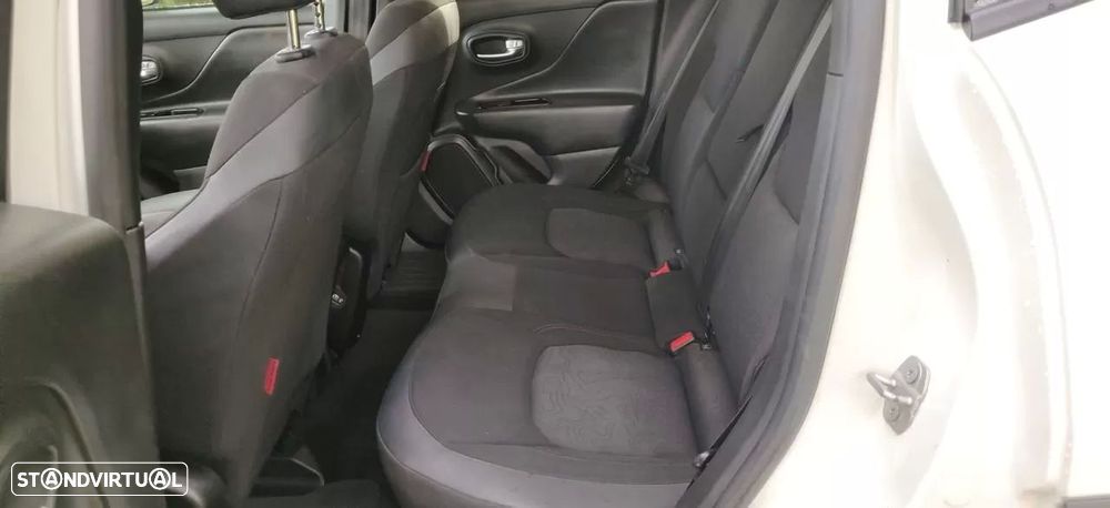 Jeep Renegade 1.3 TG Trailhawk - 15