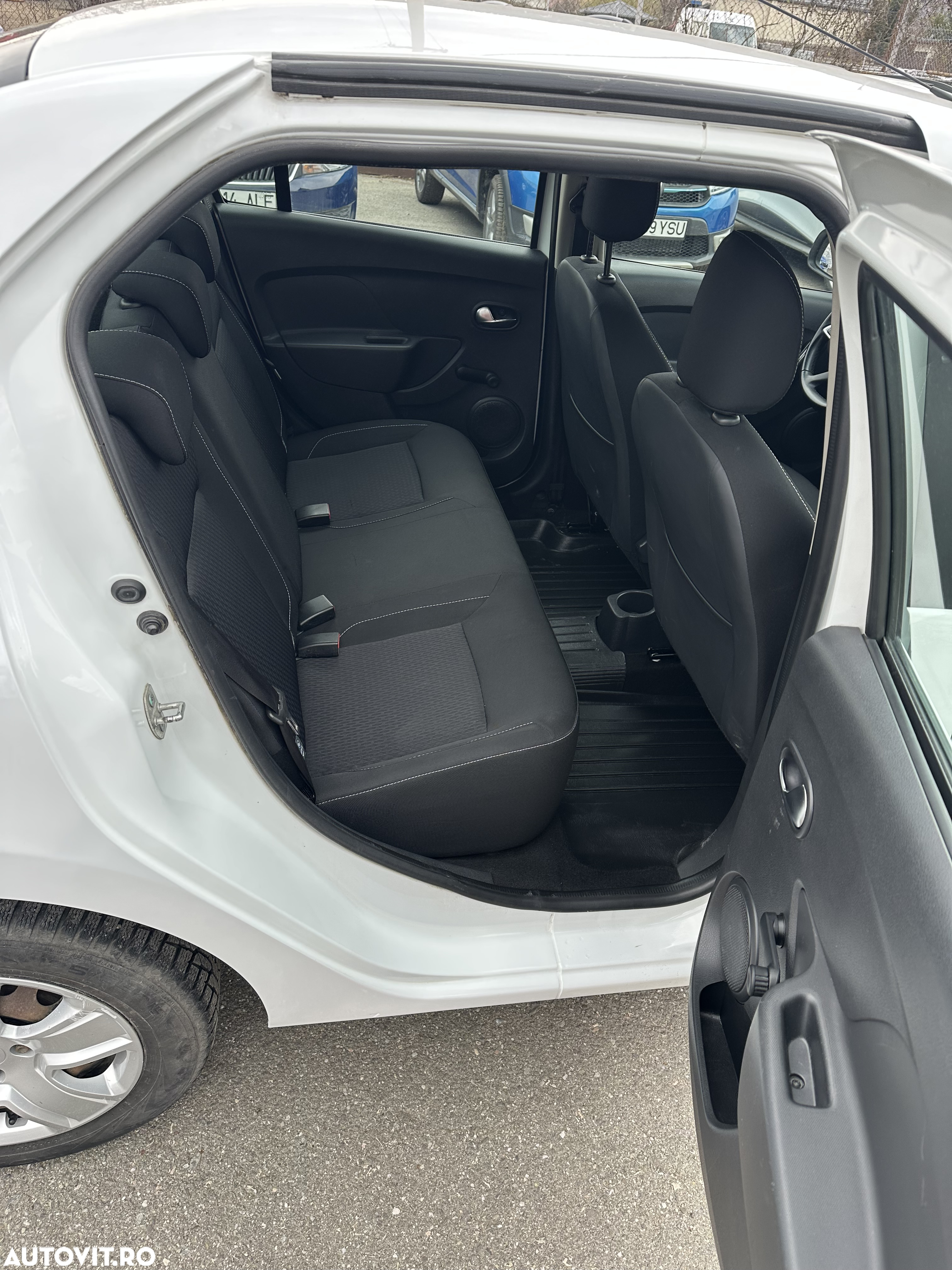 Dacia Logan 1.5 Blue dCi Laureate - 12