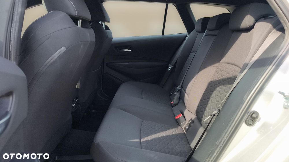 Toyota Corolla 1.8 Hybrid Comfort - 12