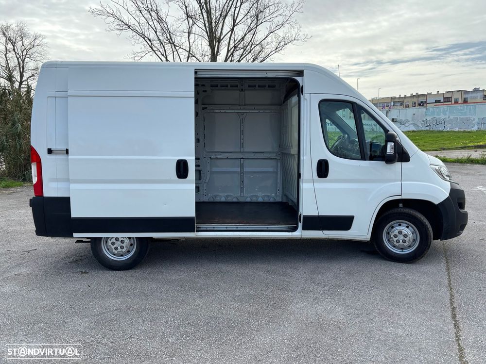 Citroën Jumper 2.2 BlueHDi 30 L2H2 Club - 4