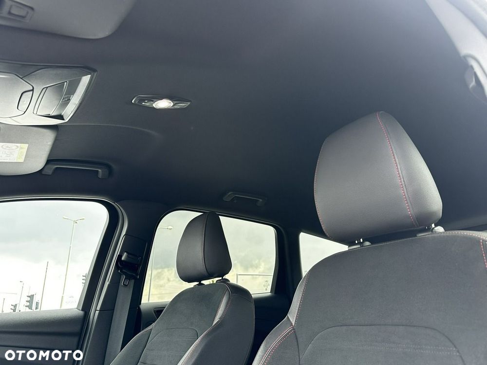 Ford Kuga - 11
