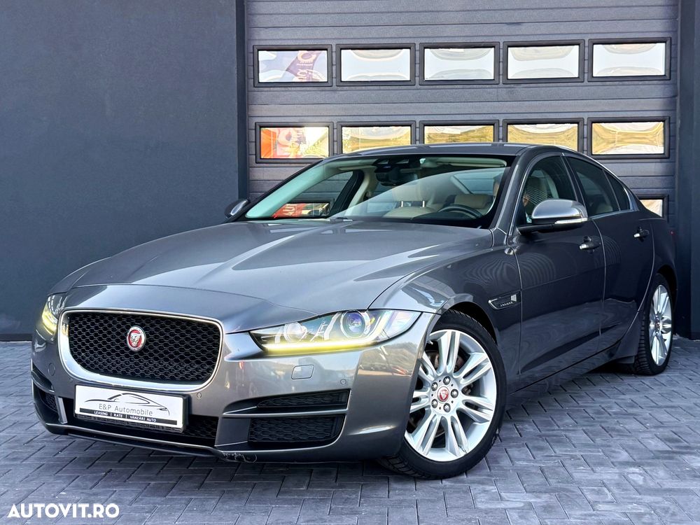 Jaguar XE 20d Aut. Prestige - 11