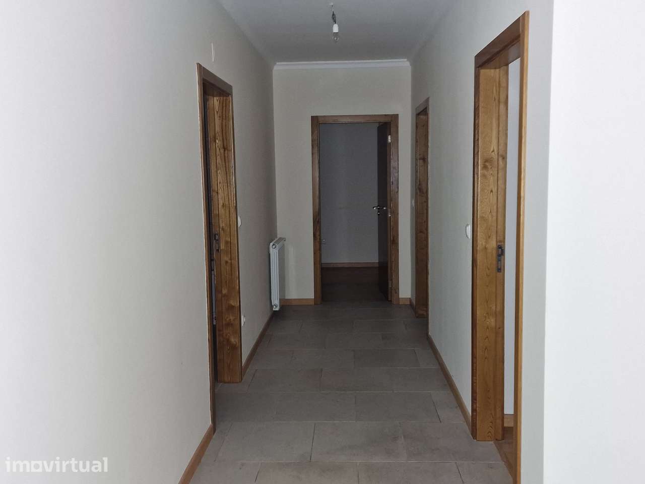 Apartamento T4 R/c para venda em Macedo de Cavaleiros - Grande imagem: 5/27