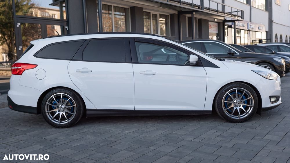 Ford Focus ver-1-5-ecoblue-active-business - 25