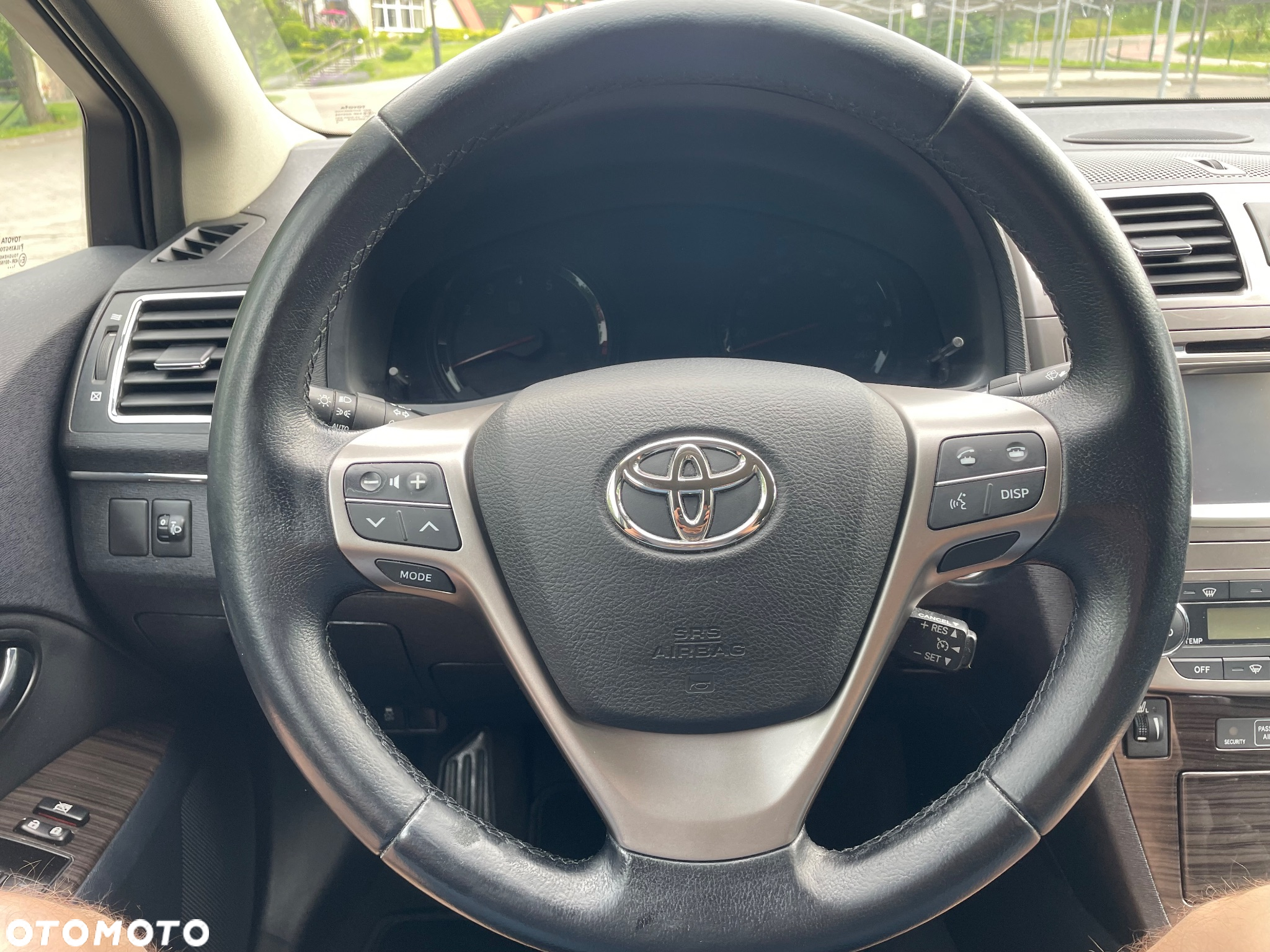 Toyota Avensis 1.8 Executive - 12