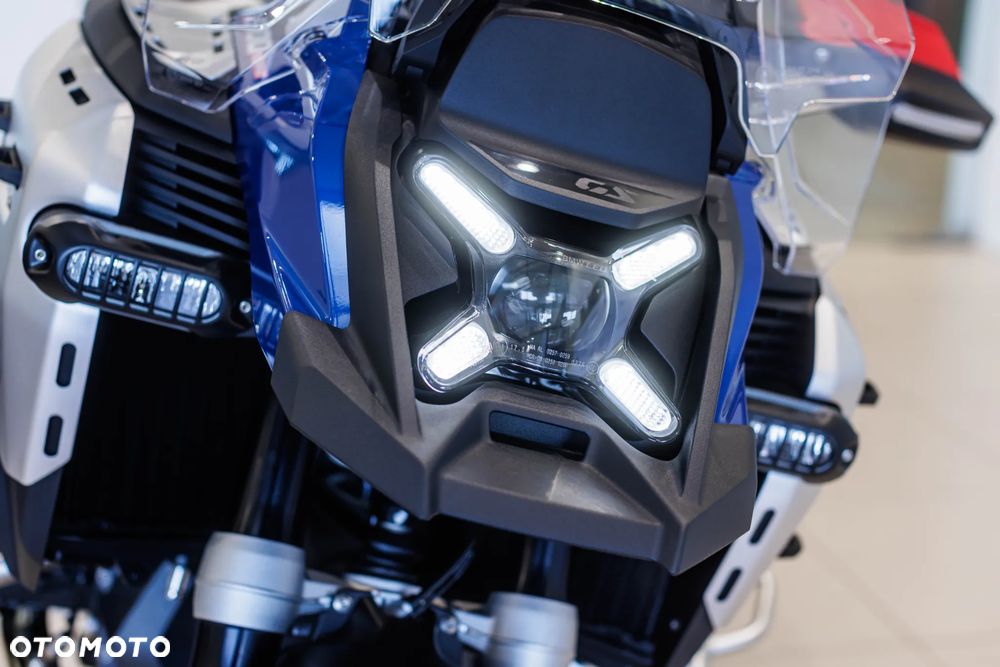 BMW R - 9