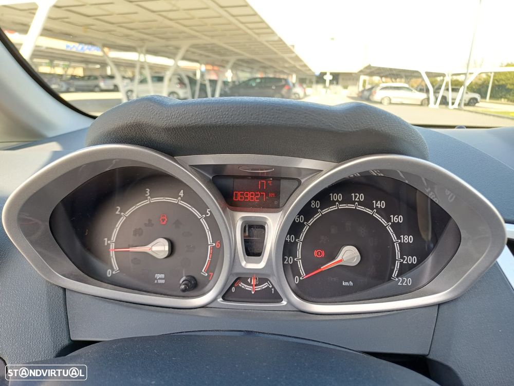 Ford Fiesta 1.25 Titanium - 8