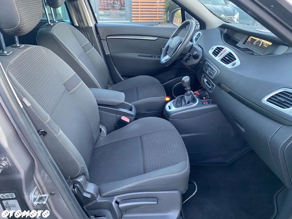 Renault Scenic 1.6 16V 110 Dynamique - 22