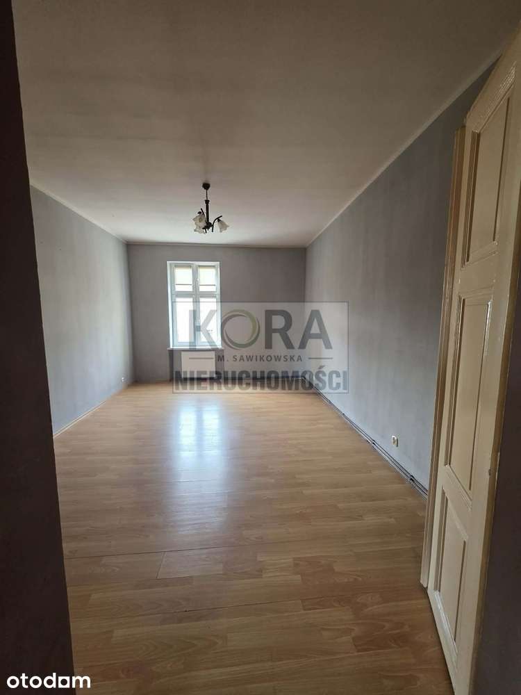 Przestronne mieszkanie w centrum!
