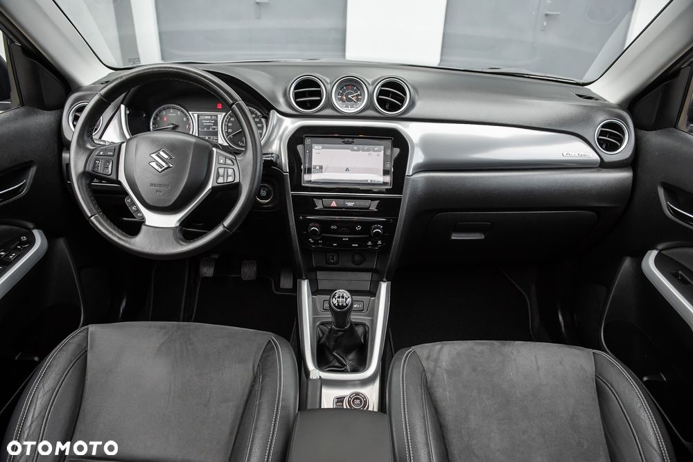 Suzuki Vitara 1.6 (4x4) Allgrip Comfort+ - 27