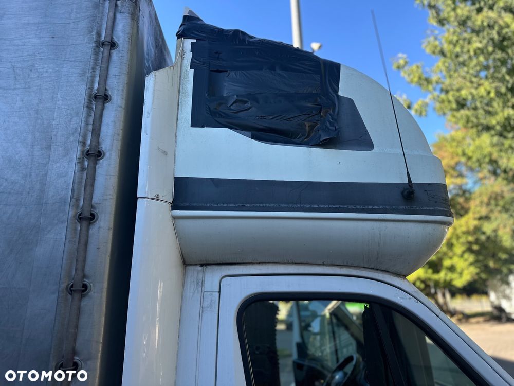 Renault Master III - 17