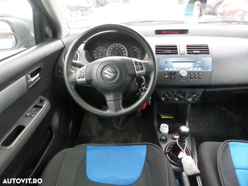Suzuki Swift 1.3 Comfort - 23