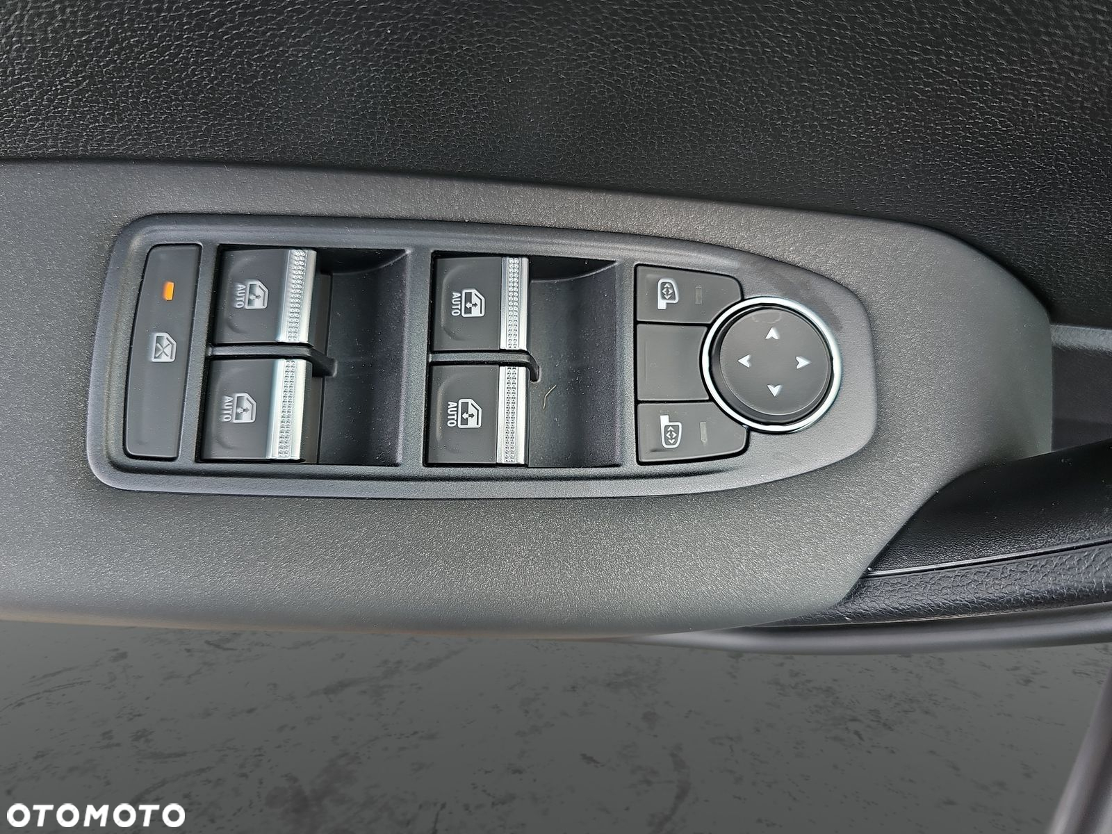 Renault Captur 1.0 TCe Evolution - 13